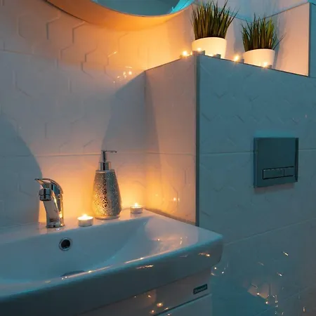 Apartament Uziemienie 아파트